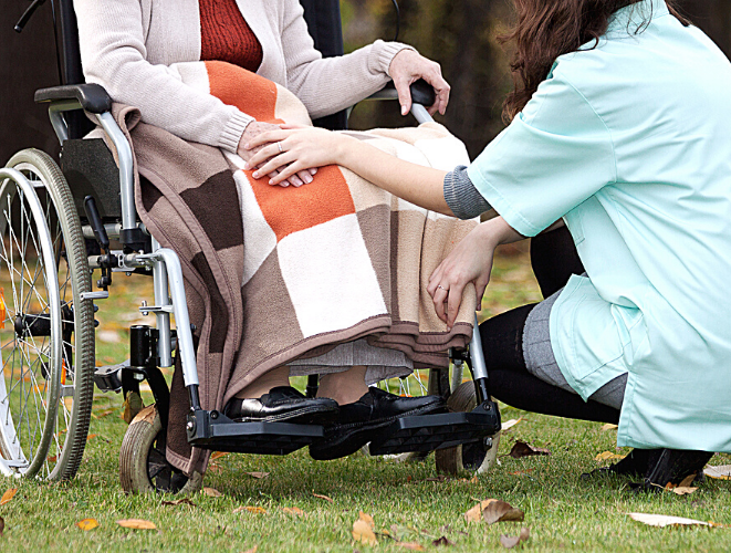 Сиделка для инвалида Услуги сиделки для инвалида